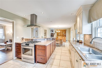 10 Stevens Rd, Kendall Park, NJ 08824 - photo 5