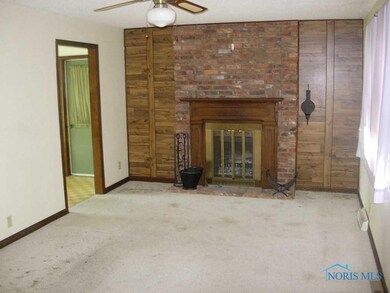 19564 Bradner Rd, Pemberville, OH 43450 - photo 4