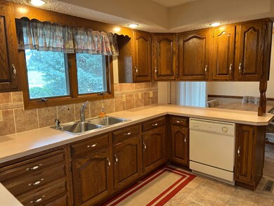 532 Charles Rd, Hebron, NE 68370 - photo 7