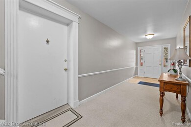 549 N Old Woodward Ave, Birmingham, MI 48009 - photo 4