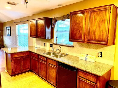 8322 Holmwood Dr, Houston, TX 77040 - photo 6