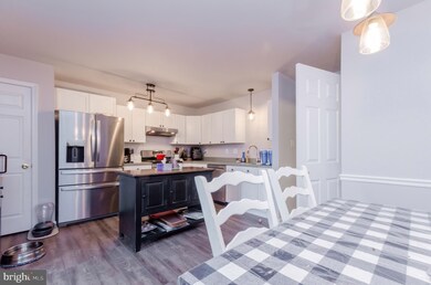 48 Litchfield Ln W, Martinsburg, WV 25405 - photo 4