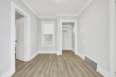 3381 N 26th St-4