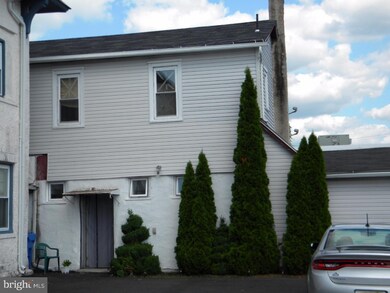 14 W High St unit . B, Clayton, NJ 08312 - photo 3