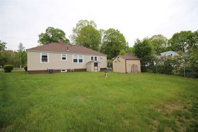 726 Colonial Dr, Portsmouth, NH 03801 - photo 7