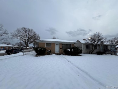 24903 Hass St, Dearborn Heights, MI 48127 - photo 2