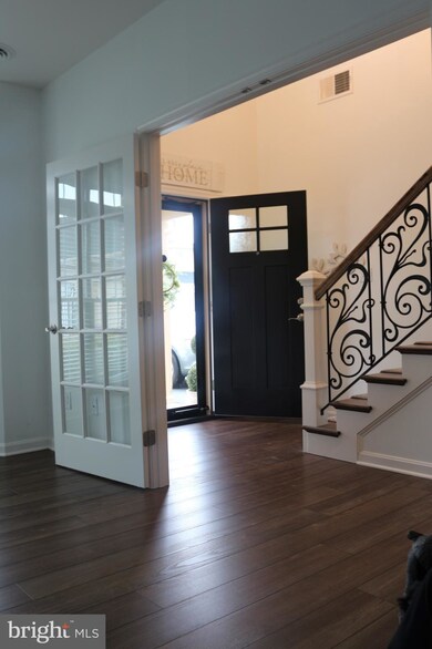 1722 Meridian Dr, Hagerstown, MD 21742 - photo 4