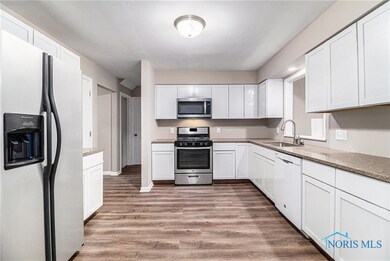 4303 N Terrace View St, Toledo, OH 43607 - photo 7