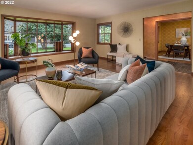 Living Room/Dining Room