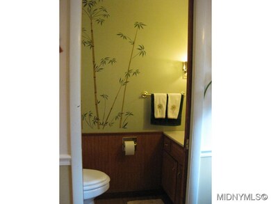 Downstairs halfbath