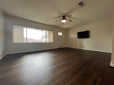 1428 W 43rd St, Houston, TX 77018 - photo 6