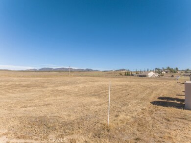 450 Comanche Ct, Lake Riverside, CA 92536 - photo 6