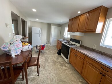 15 Pleasant St unit 2, Beverly, MA 01915 - photo 4