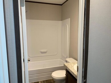 1108 Ridgeview Cir, Granbury, TX 76048 - photo 7