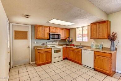 Bright kitchen