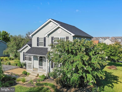 868 Oak Lee Dr, Ranson, WV 25438 - photo 3