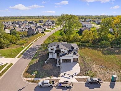 8901 Shady Bend Rd, Lenexa, KS 66227 - photo 3