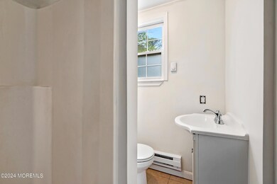 7-Bath 1