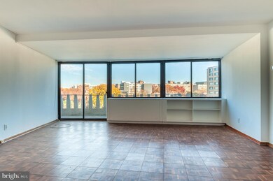 Watergate East Residences unit 605-N, Washington, DC 20037 - photo 2