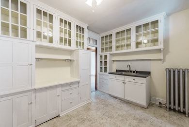 37 O'Connor Ave unit 2L, Holyoke, MA 01040 - photo 5