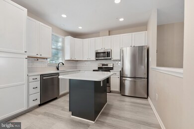 2517 Dog Leg Ct, Crofton, MD 21114 - photo 6