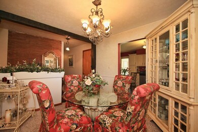 8323 Saint Armands Ct, Louisville, KY 40219 - photo 6