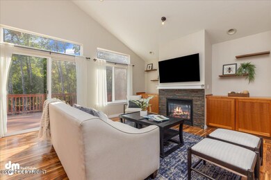 09-Living Room 20240724-DW-9795
