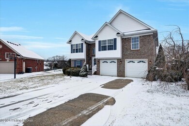 125 Kristen Marie Ct, Mount Washington, KY 40047 - photo 2