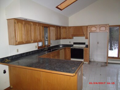 149 Myck Rd, Dingmans Ferry, PA 18328 - photo 3