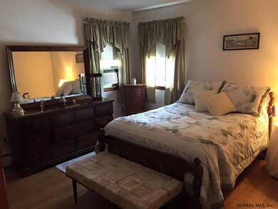 36 121st St, Troy, NY 12182 - photo 2