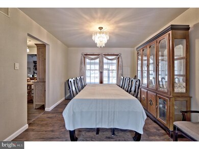 25 Dresden Ct, Sicklerville, NJ 08081 - photo 6