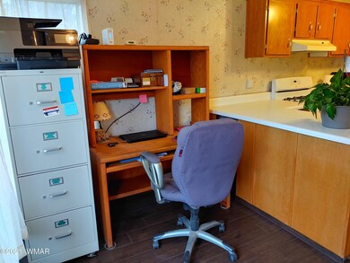 961 S 8th Dr unit DT, Show Low, AZ 85901 - photo 7