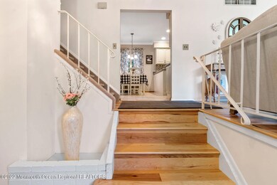 Foyer - Stairs