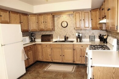 435 N Lillian St, Griffith, IN 46319 - photo 6