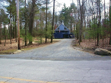 1227 Sherwood Forest Rd, Stroudsburg, PA 18360 - photo 3