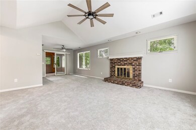 36 Eaton Cir, Bella Vista, AR 72715 - photo 4