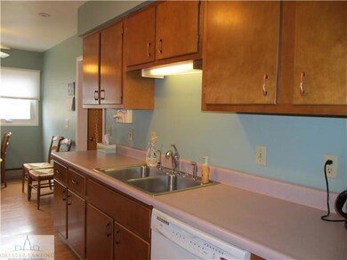 1618 Peggy Place, Lansing, MI 48910 - photo 4