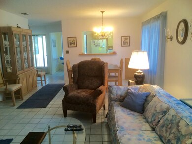 Living Rm to front foyer