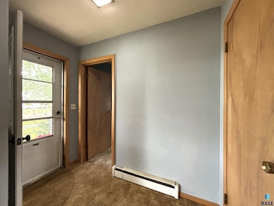 317 Maple Ave SE, Highmore, SD 57345 - photo 2