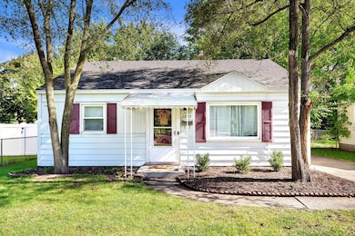 2828 Charlesgate Ave SW, Wyoming, MI 49509 - photo 2