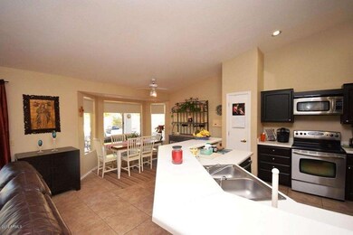 Kitchen Breakfast Area