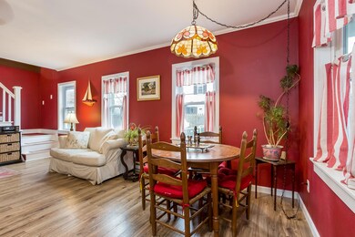 009-Dining_Room-5611223-large