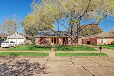 5314 Bulen Ave, Friendswood, TX 77546 - photo 3