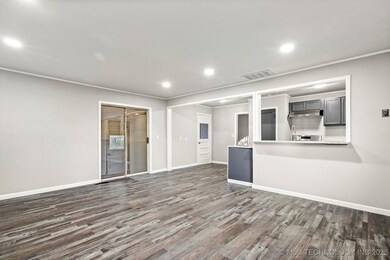 724 S Cedar St, Sapulpa, OK 74066 - photo 6