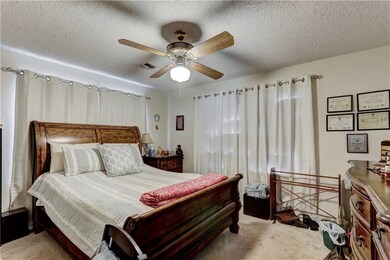 607 E Logan Ave, Guthrie, OK 73044 - photo 7