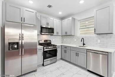 64 Columbia Ave, Newark, NJ 07106 - photo 6