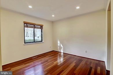 1556 Scandia Cir, Reston, VA 20190 - photo 6