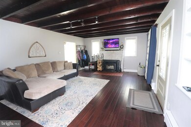 122 Pine Blvd, Orwigsburg, PA 17961 - photo 5