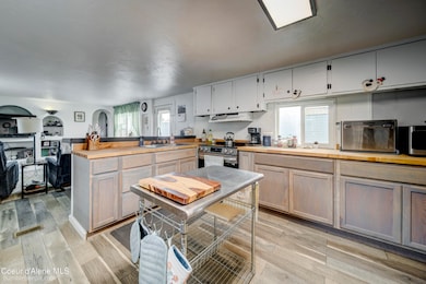 10660 N Benoit St, Hayden, ID 83835 - photo 7