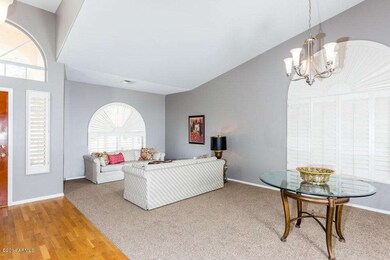 03 Living Room & Dining Room
